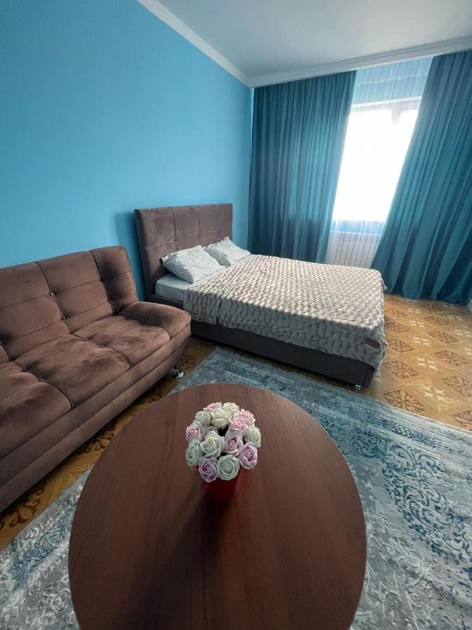 1 Комнатная Квартира В 15 Минутах От Аэропорта Almaty Extérieur photo